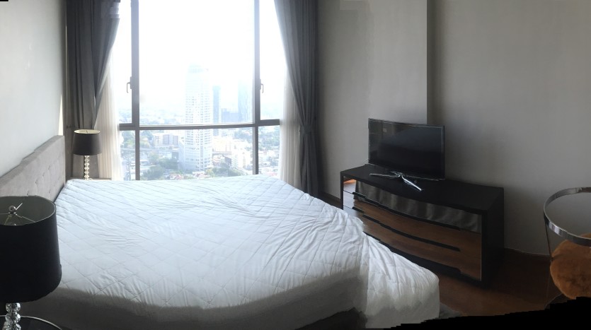 Two bedroom condo for rent in Thong Lo - Master bedroom