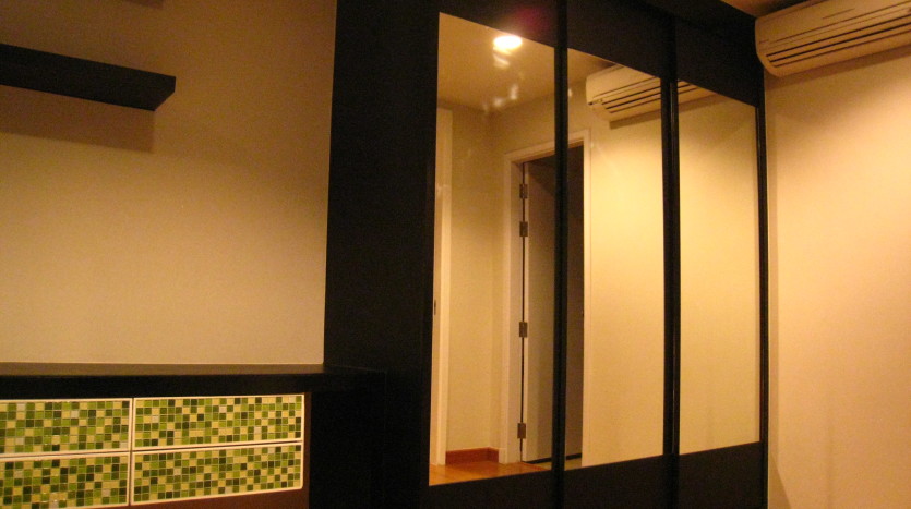 One bedroom condo for rent in Ari - Storage