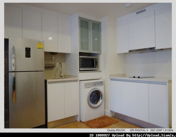 One bed condo for rent in Sathorn - Kitchen