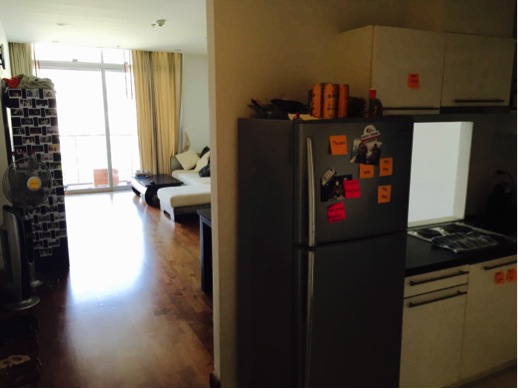 Two bed condo for rent in Asoke - Hallway