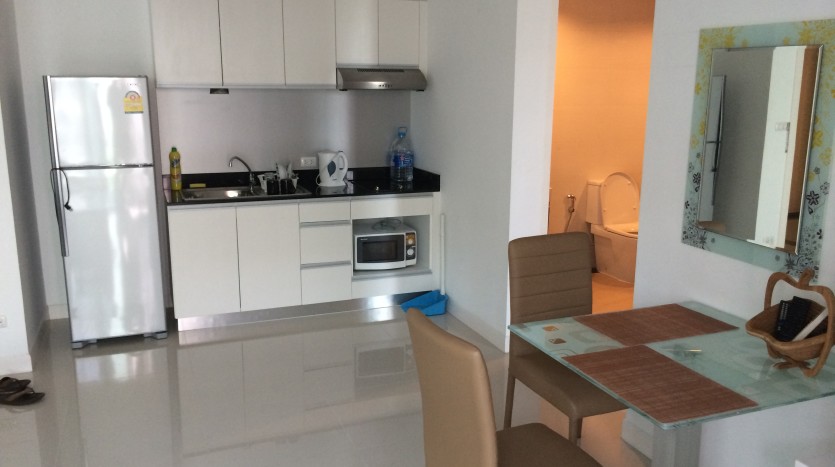 One bedroom condo for rent in SanamPao - Dining