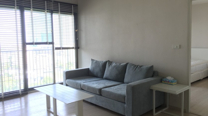 One bedroom condo for rent in Thong Lo - Living room