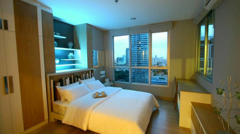 One bed condo for rent at Sathon - Bedroom