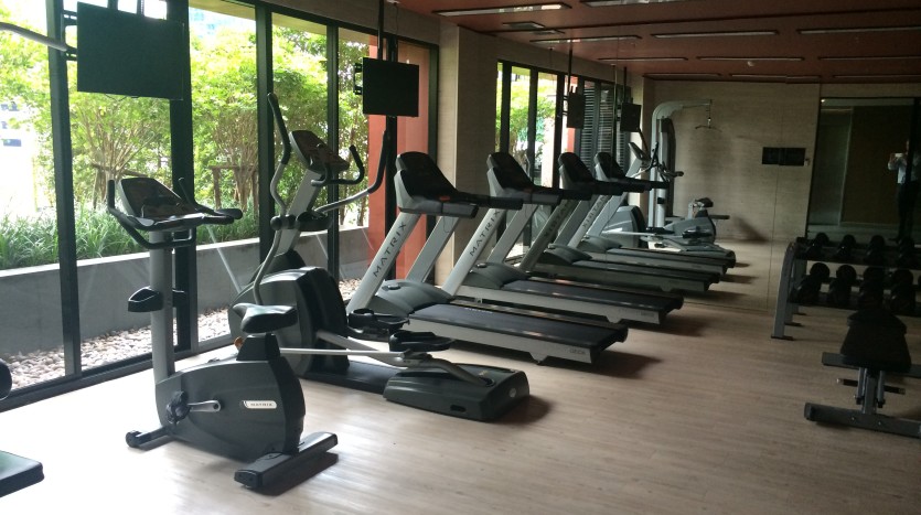 One bedroom condo for rent in Ari - Gym