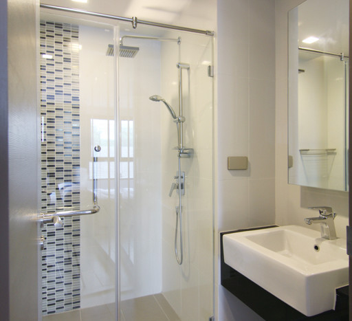 One bedroom condo for rent in Asoke - Shower