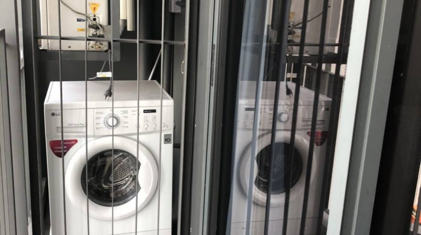 One bedroom condo for rent in Ari - Washing machine