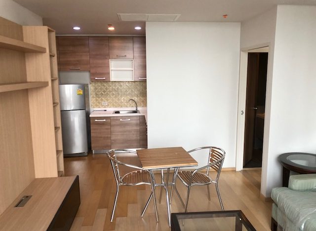 One bedroom condo for rent in Ari - Dining