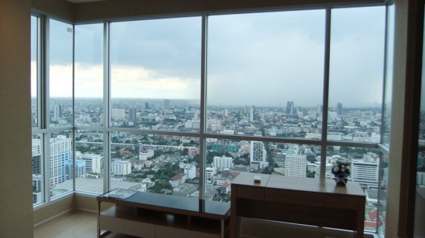 Two bedroom condo for rent in Ari - View