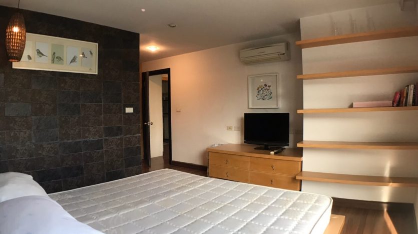Two bedroom condo for rent in Ari - Bedroom