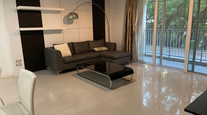 Two bedroom condo for rent in Ari - Living room