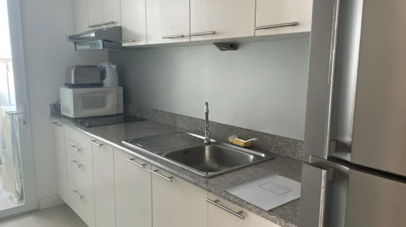 Two bedroom property for rent in Ari - Kitchen