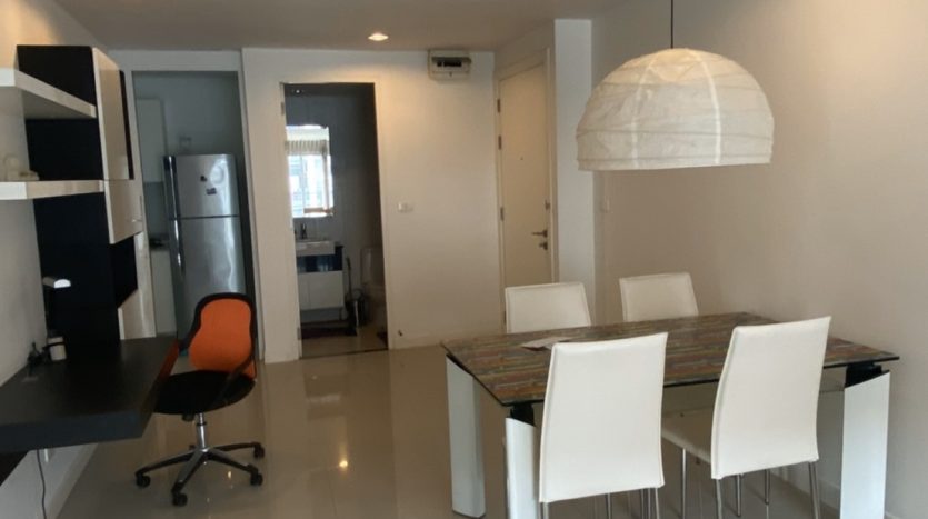 Two bedroom property for rent in Ari - Dining
