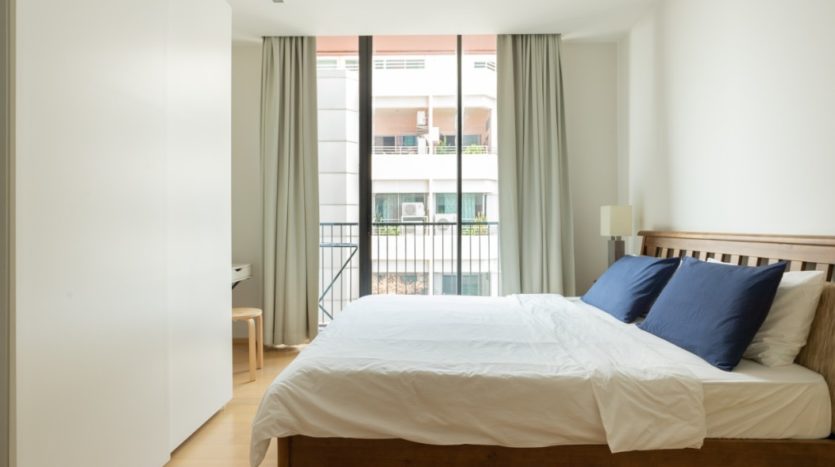One bedroom condo for rent in Ari - Bed