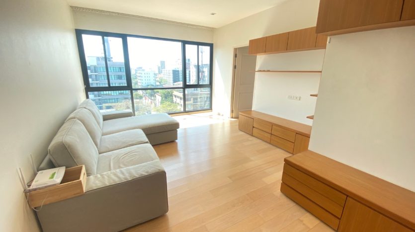 Two bedroom condo for rent in Ari - Living area