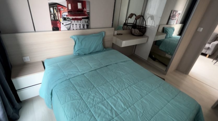 Two bed condo Phrakanong - Second bedroom