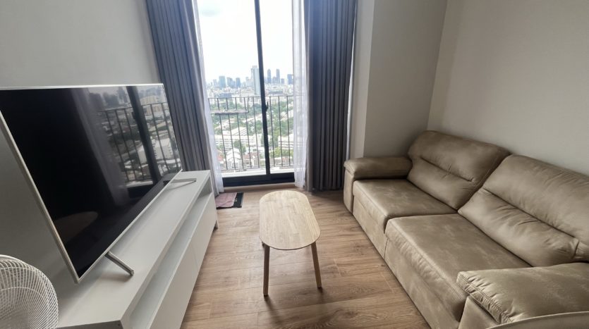 Two bed condo Ari Bangkok - Living