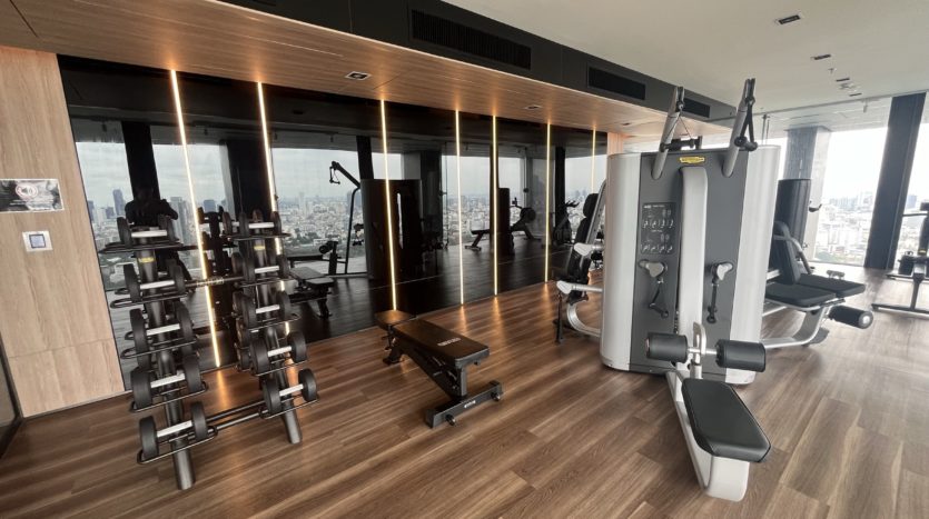 Two bed condo Ari Bangkok - Gym