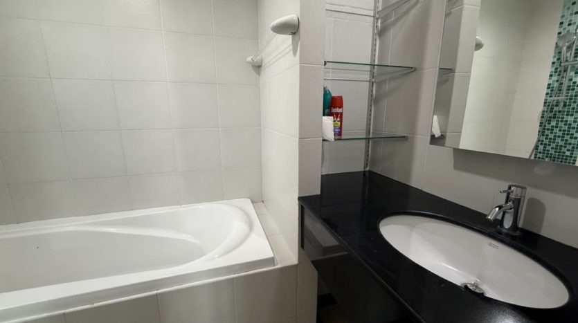 Condo for rent in Ari, Bangkok - En-Suite