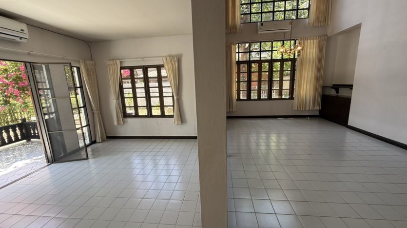 house for rent in Ari, Bangkok - Guest bathroomhouse for rent in Ari, Bangkok - Living space